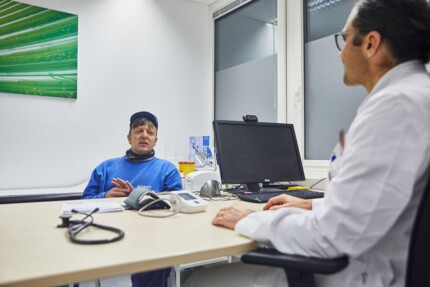 Individualprävention, Schichtarbeit, SCHOTT AG, Mainz, Nachtschicht, Glas und Keramik, VBG-Spezial, Betriebsarzt, Michael Christmann, Arbeitsmedizin