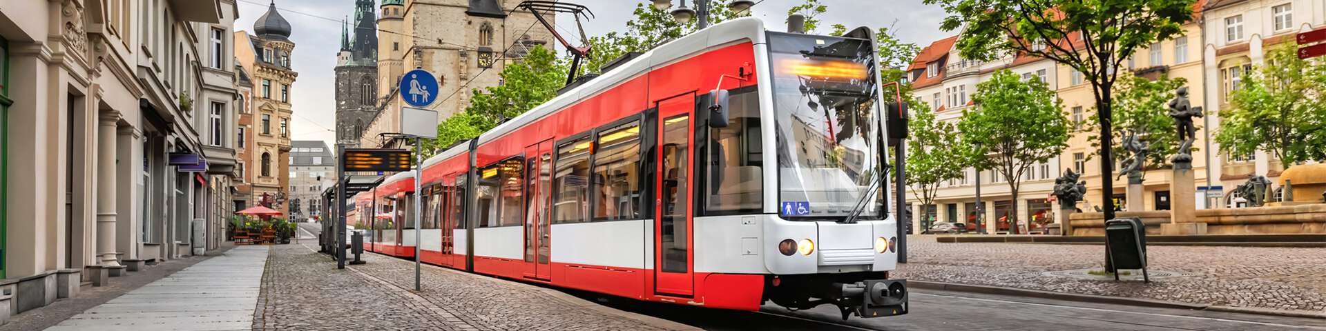 Straßenbahn in der Stadt