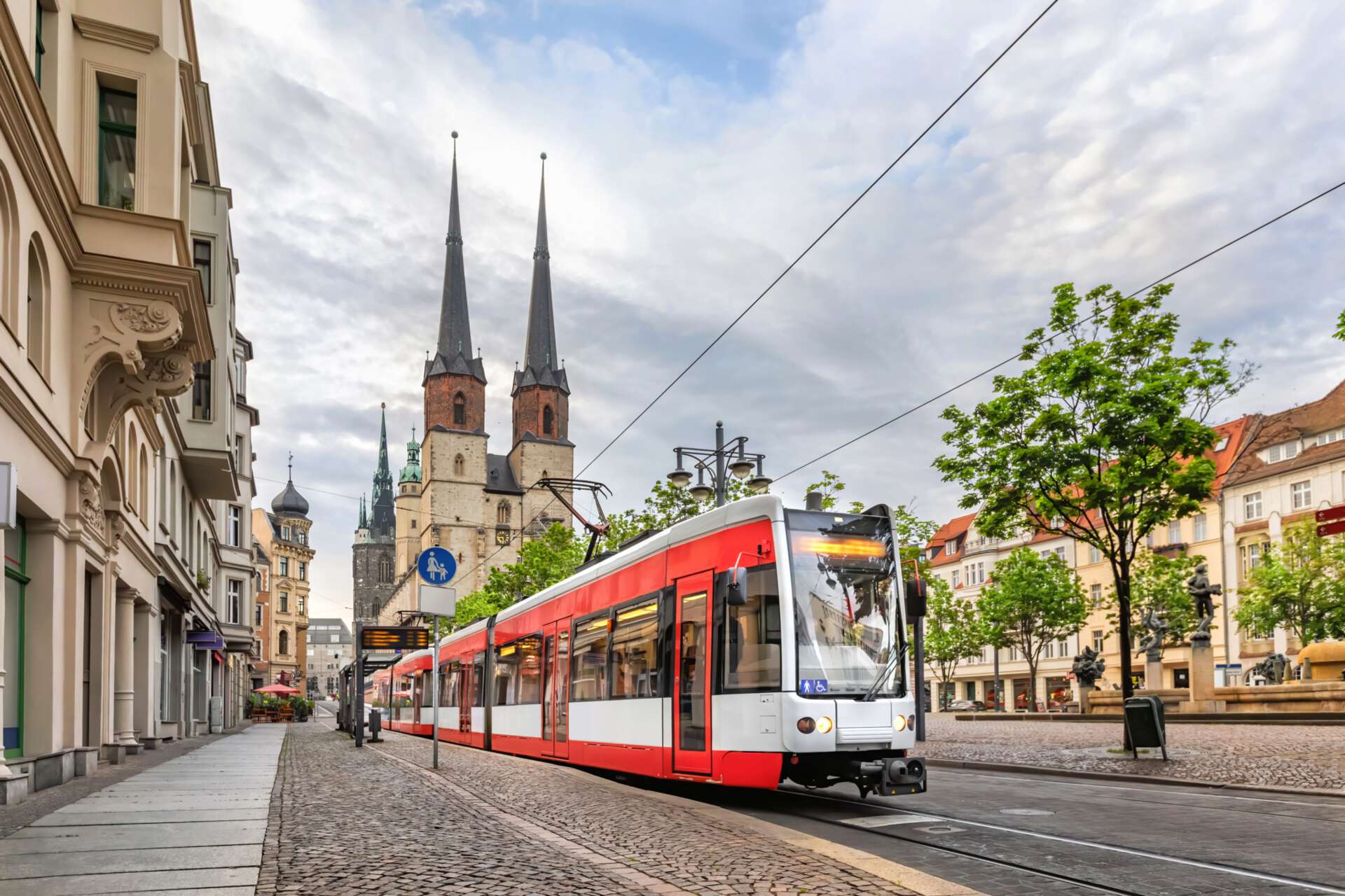 Straßenbahn in der Stadt