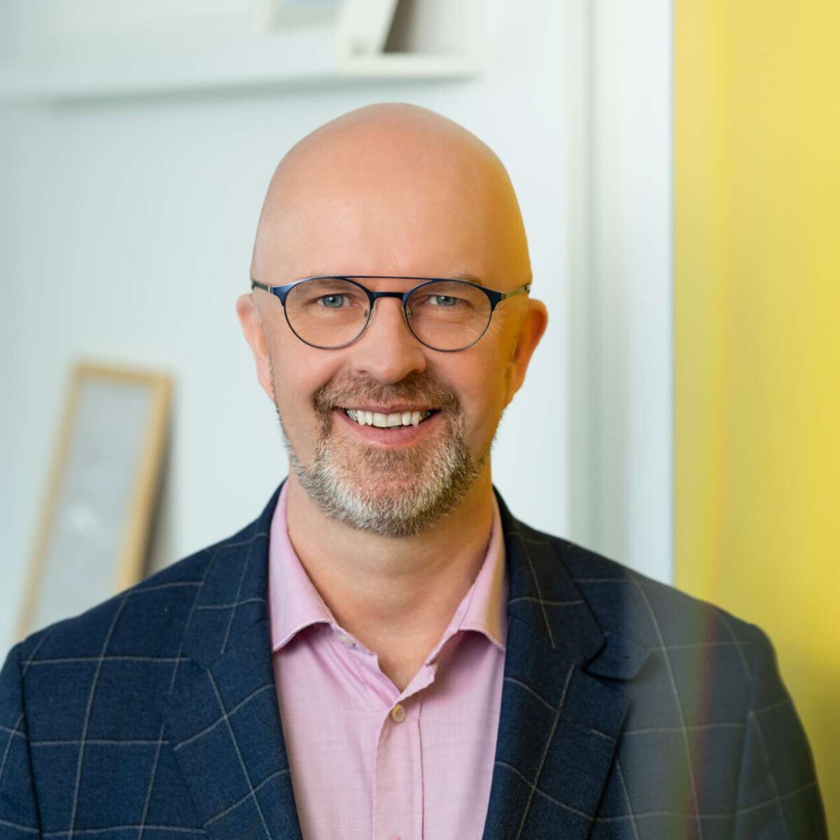 Profilbild Dr. Michael Gold, AGV Versicherungen