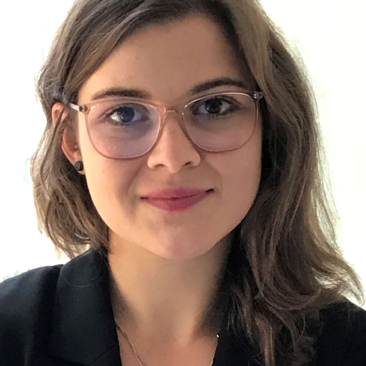 Portraitfoto Dr. Elisa Clauß, Alternierende Vorsitzende des Präventionsausschusses der VBG