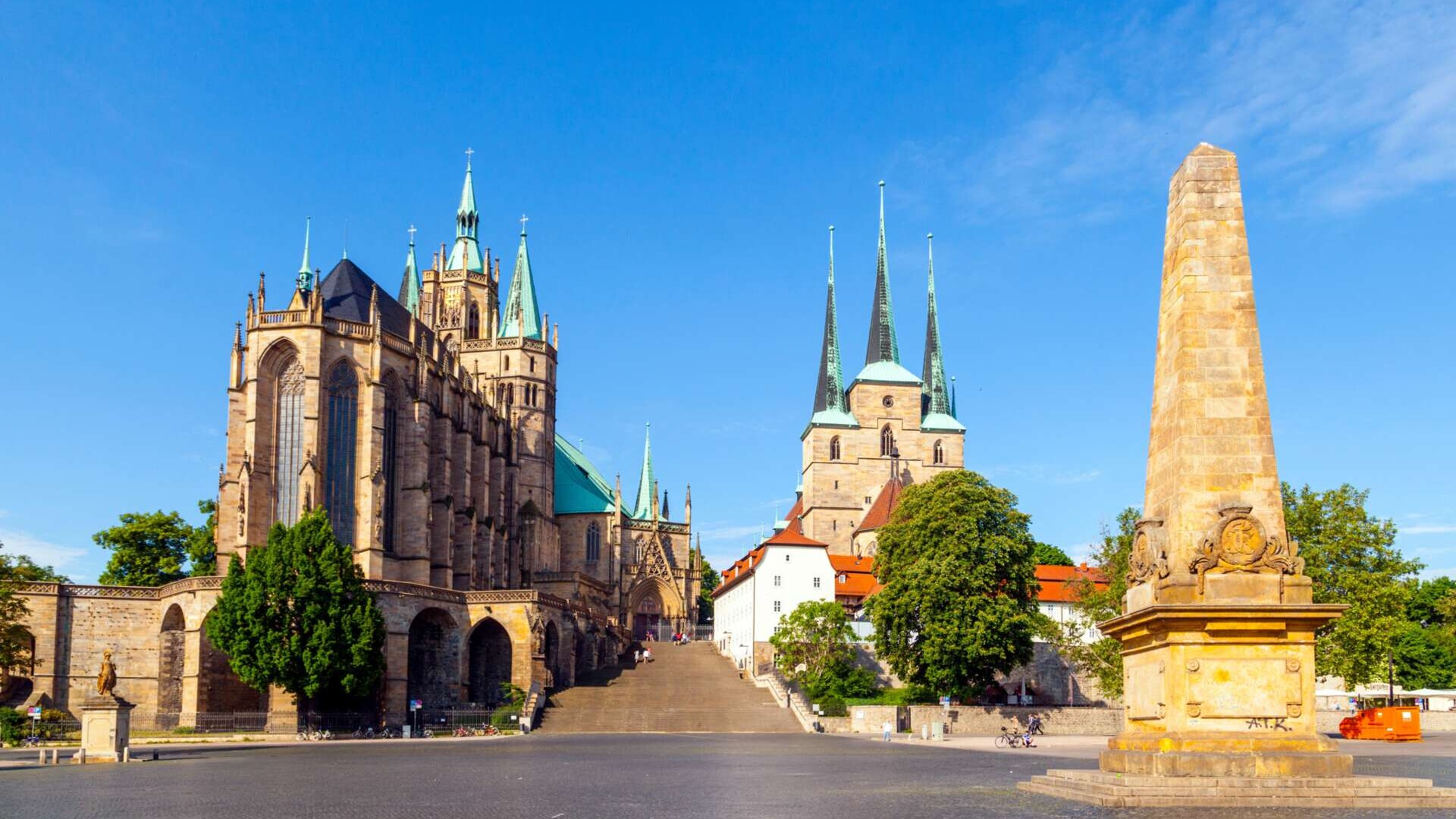 Titelbild Thüringer Forum zeigt die Stadtansicht Erfurt